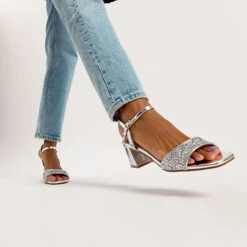 Night-Out Sandaletten 10 Night-Out Sandaletten -Trend Shoe Verkauf 27036952 02