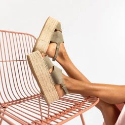 Avignon Velour Plateau-Sandaletten - Olive -Trend Shoe Verkauf 28543296 02